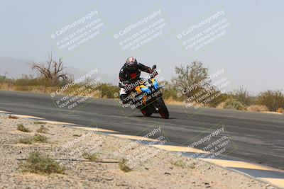 media/Mar-28-2022-Superbike Trackdays (Mon) [[b8603d0f67]]/Open Track Time/Turn 3 Inside/